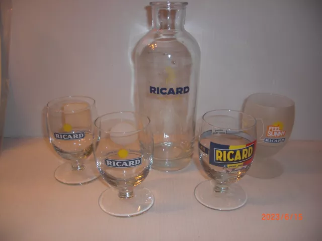 Lot RICARD - carafe et 4 verres collectors différents