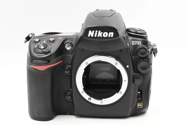 Nikon D700 12.1MP Digital SLR Camera Body [Parts/Repair] #493