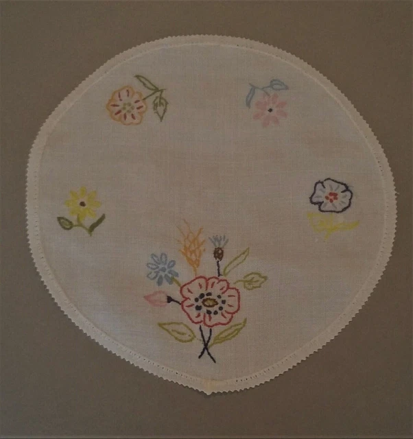 Doily Embroidery On Linen cross Stitch Stem Flowers