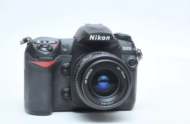 Nikon D200 10.2MP Digital SLR Camera W/AF 35-70mm Lens