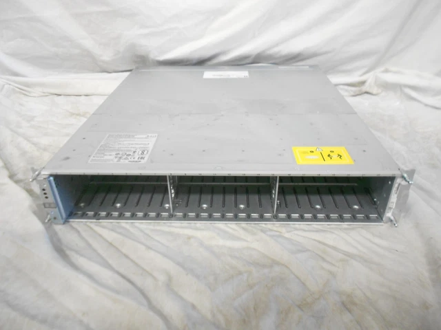 NETAPP DS224C CHASSIS Storage Expansion Array JBOD 2.5'' Bay. NO ...