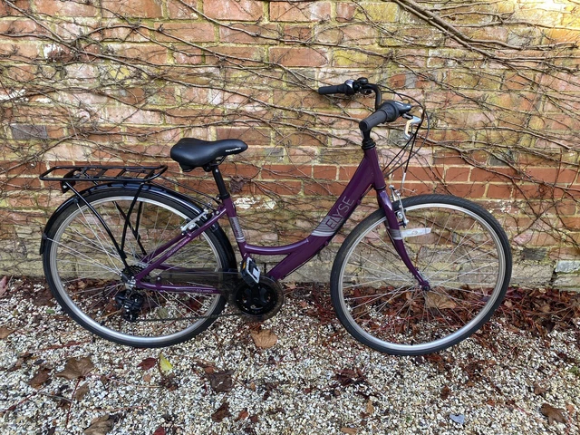 Elyse hotsell womens bike