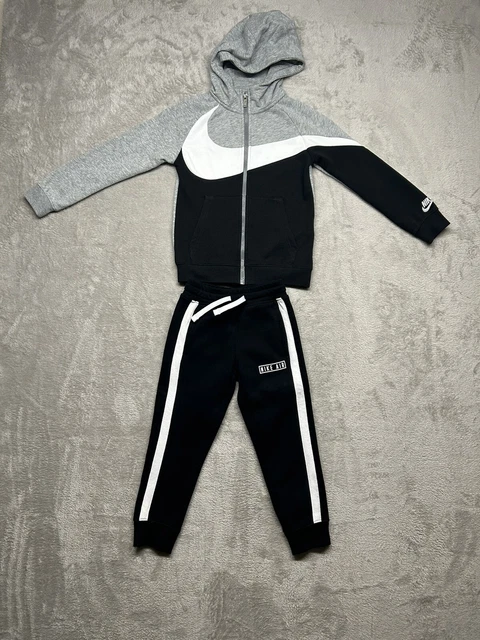 Nike Jogger Set Size 5-6 Yrs Boys