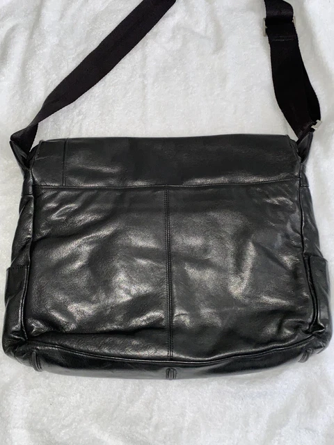 Tumi Men’s Black Leather Messenger Bag 2