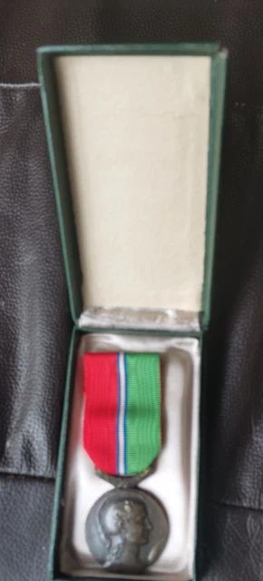 Professionnels / De Société - France Médaille Cercle De La Librairie De L Imprimerie Et Papeterie 1847 Sup Argent 1629052190