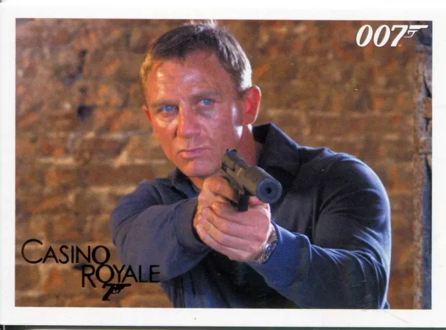 James Bond Archives 2014 Casino Royale Gold Parallel Base Card #91