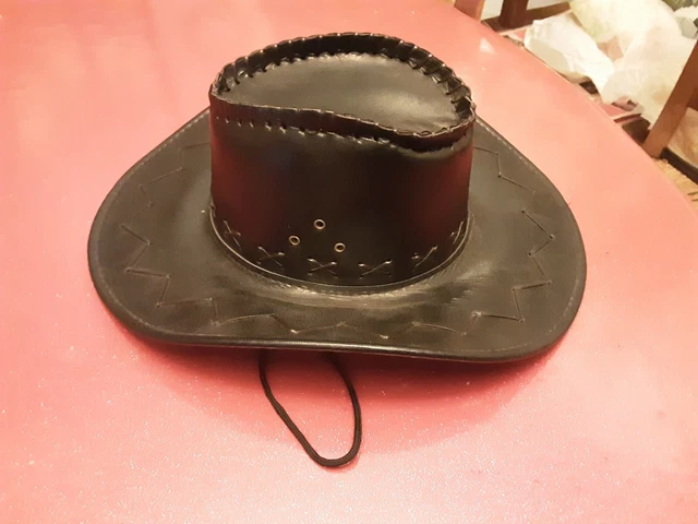 Chapeau Croute De Cuir Noir  Cow Boy  Western