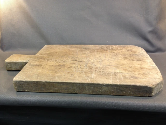 Ancienne grande planche à découper en bois épaisse de boucher cuisine vintage