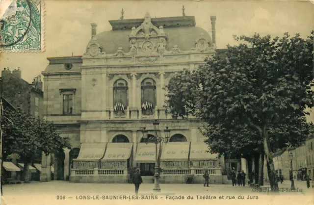 39 - Lons Le Saunier Les Bains - Facade Du Theatre Et Rue Du Jura