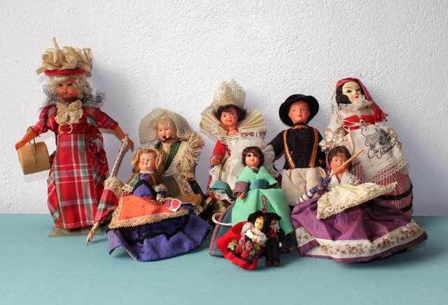 Lot de 7 Poupées en uniforme des Années 50 - Label Emmaüs