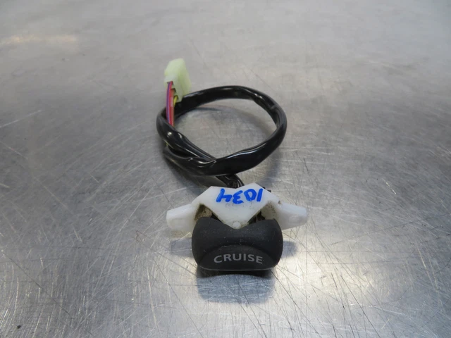 Eb1034 2010 10 Yamaha Royal Star Venture Auto Cruise Switch Assembly