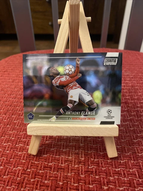 2021-22 Stadium Club Chrome UEFA Base #48 Anthony Elanga RC Manchester United