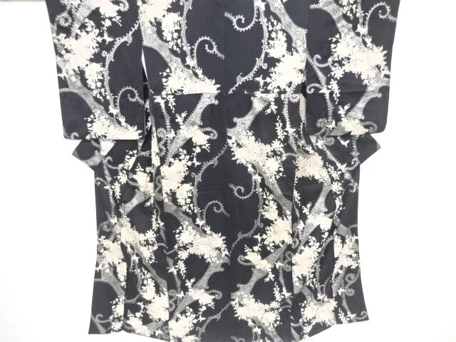 40495# Japanese Kimono / Antique Kimono / Butterfly & Floral Plants