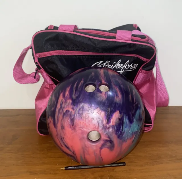 Columbia C300 Ten Pin Bowling Ball 10-Pin & Strikeforce Bag - 3.7 kg or 8.1 lb