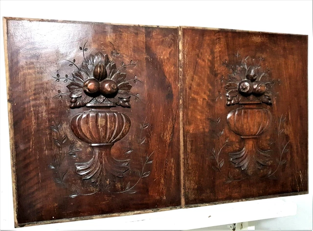Scroll leaf fruit wood carving panel - Antique french architectural salvage .
