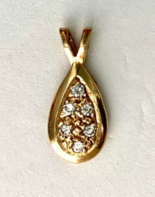 14k Yellow Gold and 6 Diamond Pave Teardrop Pendant Estate Sale