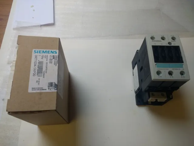 Siemens Motor Contactor  3RT1034-1AP00  230 V 50Hz  AC3: 15KW  400 V