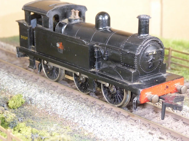 Br R1 Class HORNBY DUBLO 00 Gauge BR R1 Steam Tank Loco no 31337 0-6-0T in BR Black ...