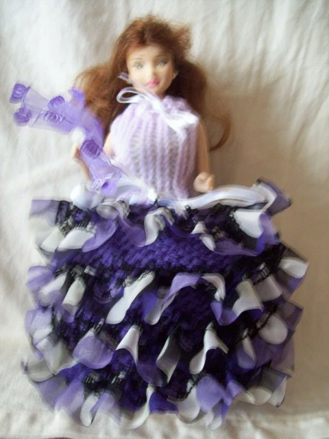 Frilly toilet roll cover sale