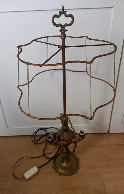 Lanterne Vintage Métal Cuivré Style Lampe à Huile - Rose Hong Kong, Batterie
