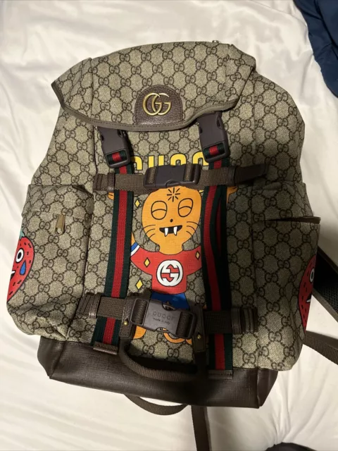 Shop GUCCI GG Supreme 2022 SS A4 Leather Logo Backpacks (495563) by Kumilin