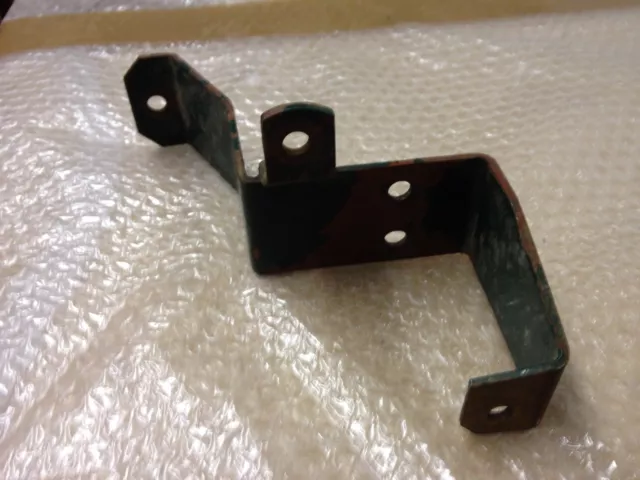 GENUINE LISTER HR HRW 2&3cyl BRACKET (GOOD USED) 353-80221