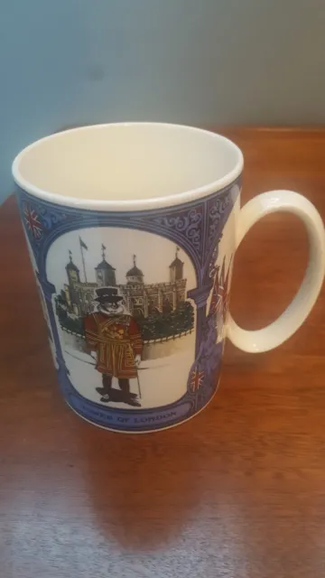 COLLECTABLE WEDGWOOD - LONDON SCENES ONE PINT MUG  - 1960s