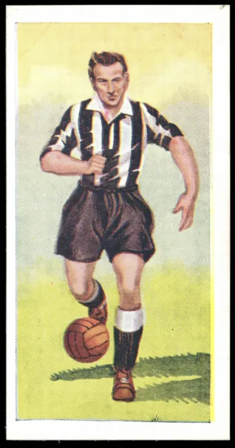 Chix - 'Famous Footballers S1 (1-24)' #15 - Frank Brennan (Newcastle) (1955)