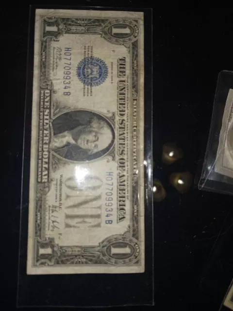 1928 B $1 Silver Certificate Funny Back Note Blue Seal