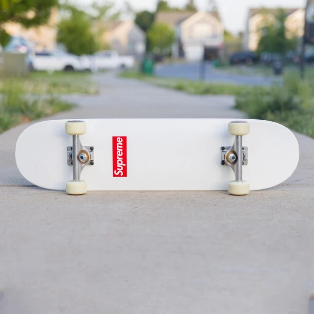 Supreme 20th Taxi Driver Skateboard | www.jarussi.com.br