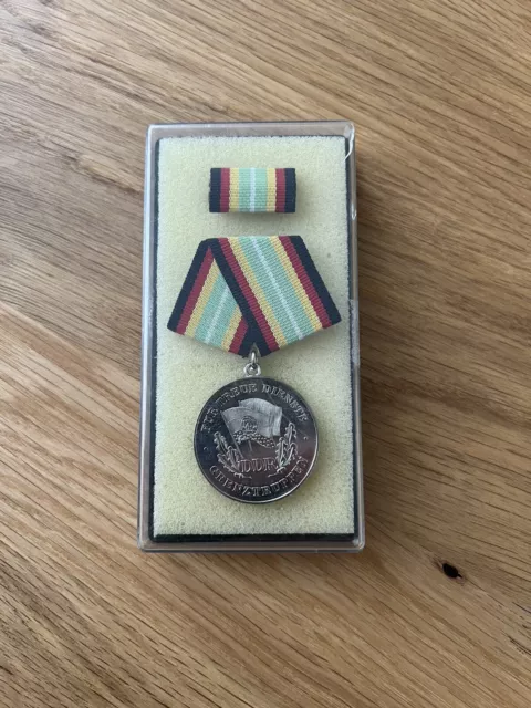 NVA DDR Medaille treue Dienste Grenztruppen Silber