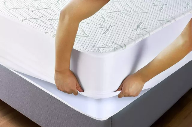 Protège matelas  Bambou. Imperméable. Bonnet 35cm extensible. 90, 140, 160 cm.