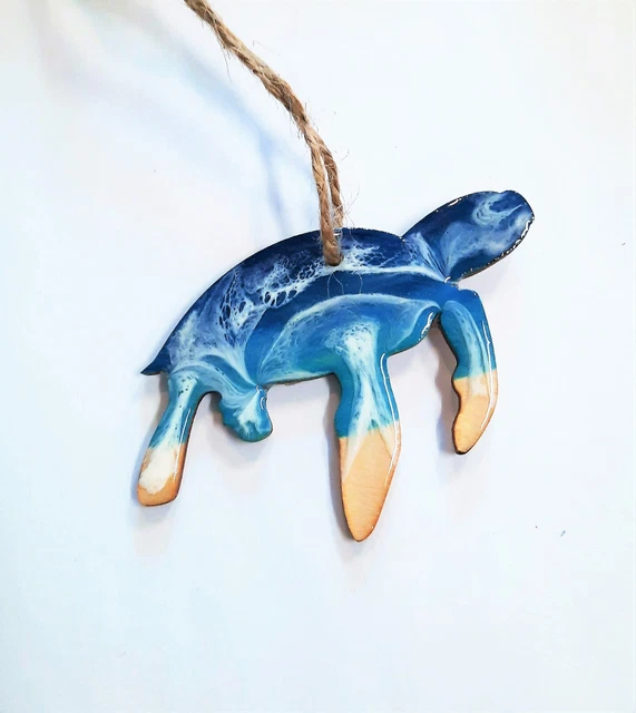 Handmade/Handpoured Resin Ocean/Beach/Sea Life Christmas Ornament - Sea Turtle