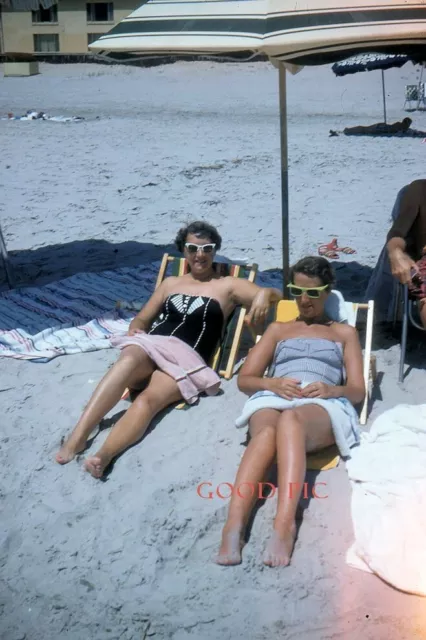 #Z114- Vintage 35mm Slide Photo-Women at a Beach- Bikini- Red Kodachrome 1950s