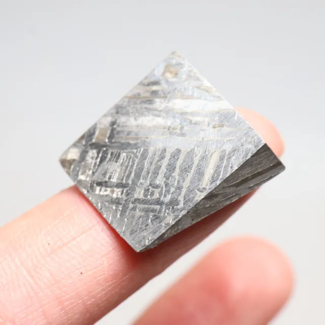 10g  Muonionalusta meteorite part slice C7372