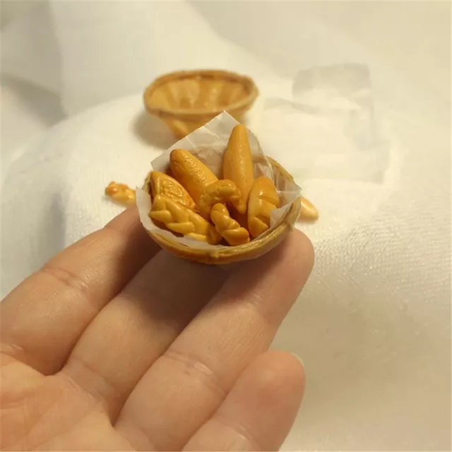 1:12 Scale Dolls House Miniatures Bread Basket Croissant Food Kitchen Accessory
