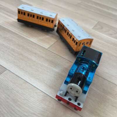 tomy metallic thomas