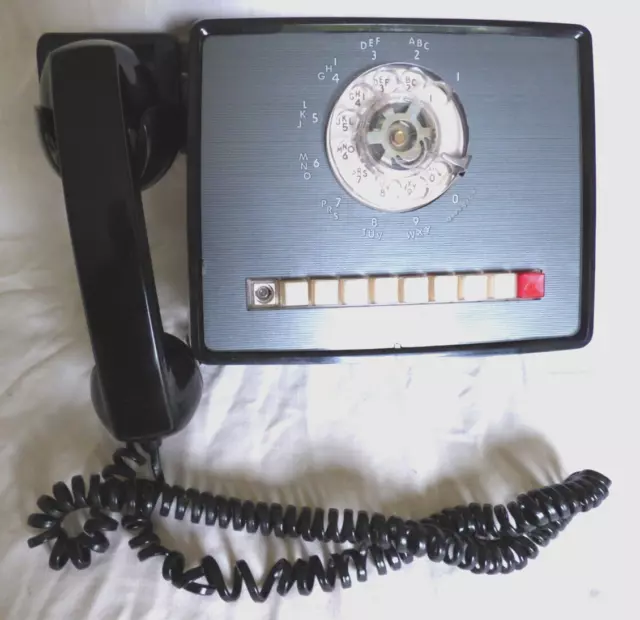 1970s Stromberg Carlson Rotary Dial Multi-Line 10 Button Telephone Black. as is