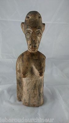 statue Afrique kunst tribal art premier african statue figure primitive féminine