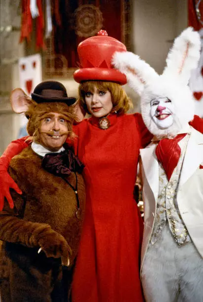 Arte Johnson Ann Jillian Red Buttons In Alice In Wonderland 1985 OLD TV PHOTO