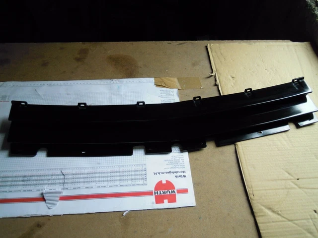Griglia NOS GM#25527644 Pontiac Bonneville 1988-1991