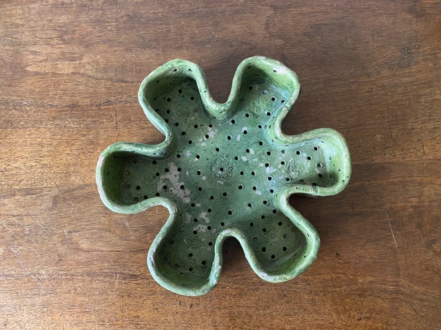 GRAND MOULE / Egouttoir A Faisselle Terre Cuite Vernissee Xixeme Art ...