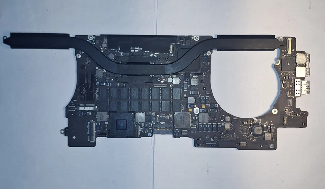 Carte Mère MacBook Pro 15" Retina Mi 2012 – I7 2.6GHz, 8Go, 820-3332-A, Occasion