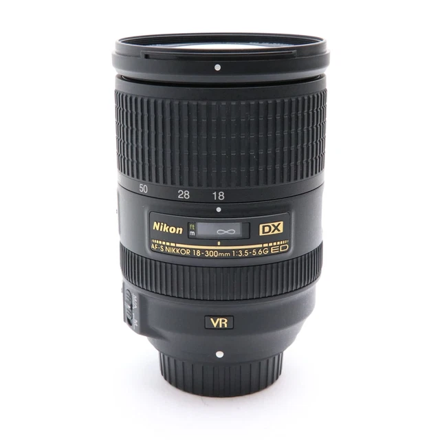 Nikon AF-S DX NIKKOR 18-300mm F/3.5-5.6G ED VR -Near Mint- #140