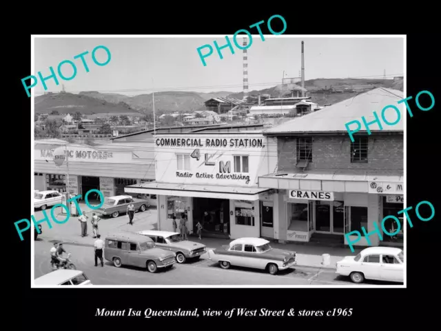 OLD POSTCARD SIZE PHOTO OF MOUNT ISA QUEENSLAND VIEW OF WETS ST & STORES c1965