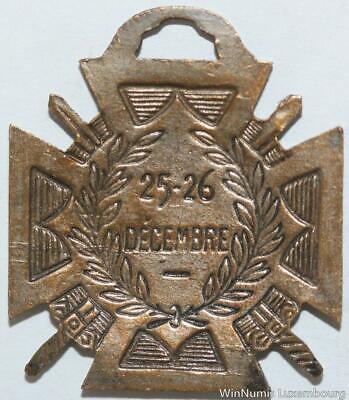 MEDAILLE JOURNEE BLESSES DE LA TUBERCULOSE Signée Lalique. 