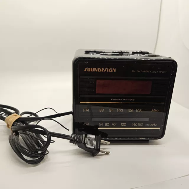 Tested Working Vintage Soundesign AM/FM Digital Alarm Clock Radio Model No 3638