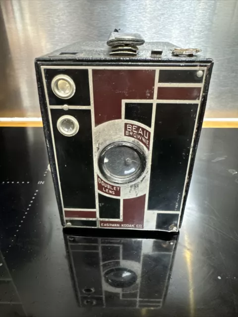 Eastman Kodak Co Beau Brownie No. 2- Vintage Art Deco Box Camera