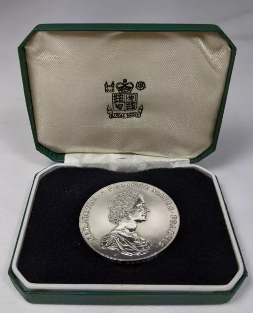 National Trust silver medal for 25 years’ service, named and cased