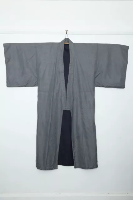 Kimono giapponese da uomo tradizionale
